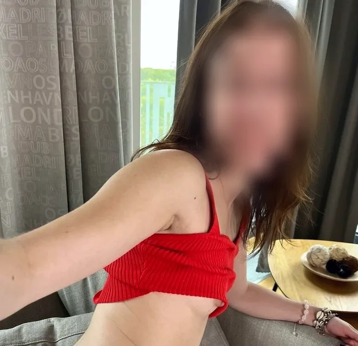 Amy, 22