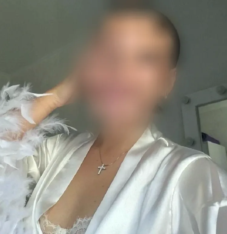 Magda, 25