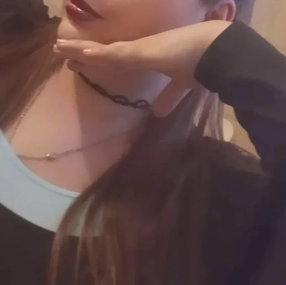 Nadia, 28