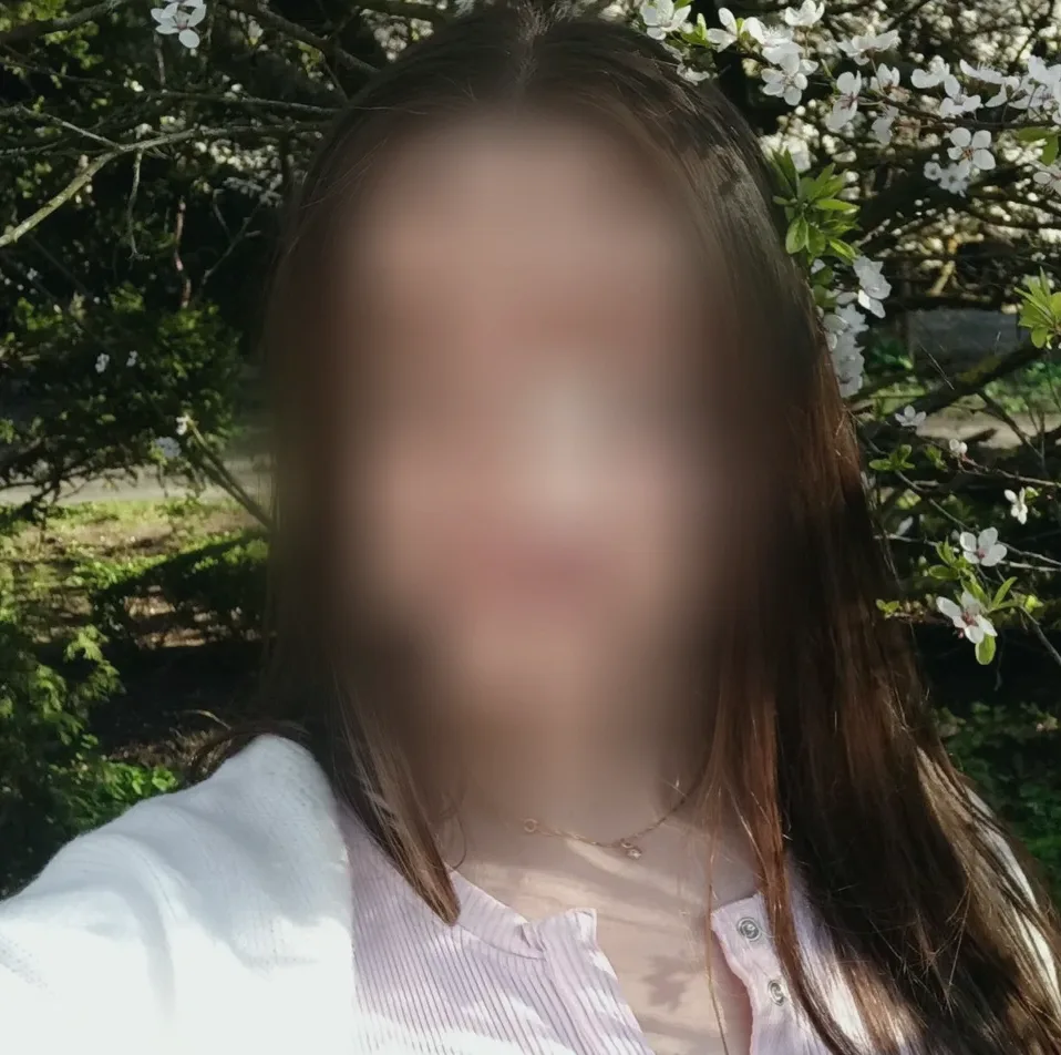 Saoirse, 32