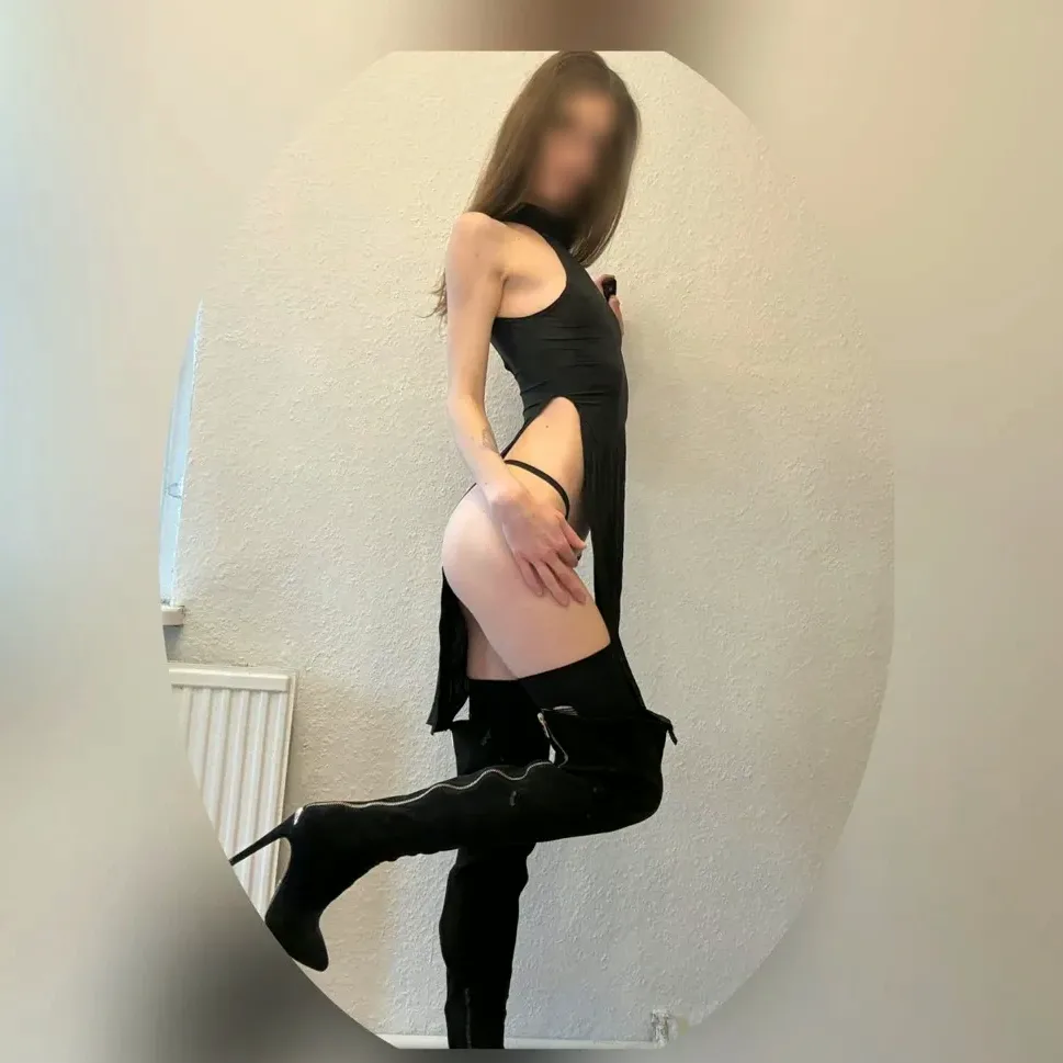Tiana, 26
